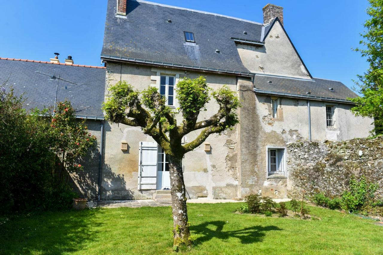 Chateau De La Grand'Cour Grandchamp-des-Fontaines Exterior photo